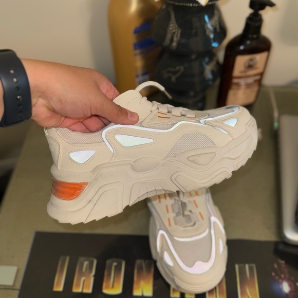 Beige and White Sneakers with Orange Accents - Picture 2 of 4